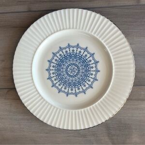 LENOX | Special Blue and White Medallion Plate with Silver Edging ✨